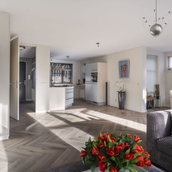 Rodelindalaan_52_Nieuw_Vennep_11