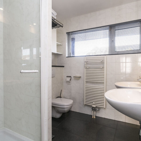 Rodelindalaan_52_Nieuw_Vennep_22